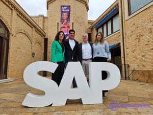 SAP se consolida como líder en inteligencia artificial para negocios con innovaciones en SAP House chile
