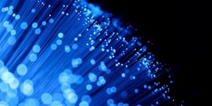 Subtel indicó que Chile sigue aumentando las conexiones de fibra óptica al hogar