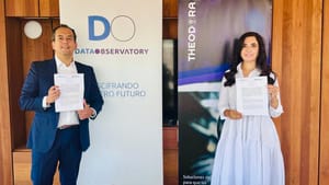 Data Observatory y Theodora-Ai firman convenio para fortalecer la IA con datos de calidad