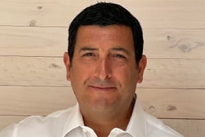 Corporaciones: ¡Ya es hora de emprender!, por Daniel Daccarett, co-fundador de Emprende Tu Mente