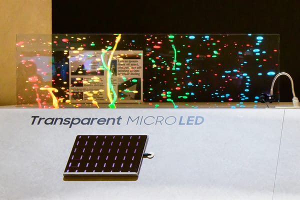 Samsung muestra una pantalla completamente transparente fabricada con tecnología microLED en CES2024