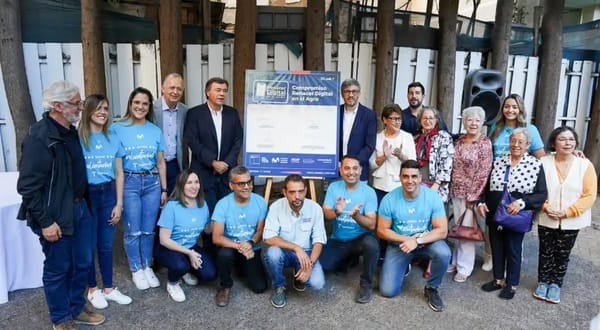 Ministerio de Agricultura y Fundación Telefónica Movistar lanzan programa de alfabetización digital en el agro para 300 agricultores