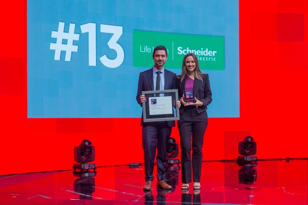 Schneider Electric reconocida por GPTW 2024 como uno de los mejores lugares para trabajar en Chile