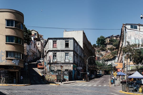 Compromiso Minero estrena banco de fotos de patrimonio regional en Valparaíso