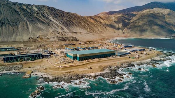 Carlos Foxley, presidente de ACADES: “La relación entre el hidrógeno verde y el agua es indisoluble”