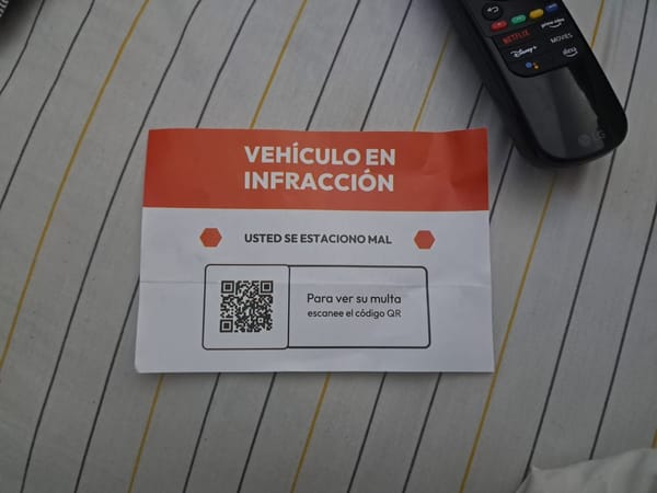 Infracción de tránsito con QR: La molesta nueva ciberestafa que llegó a Chile