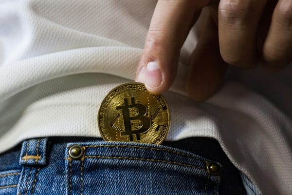 Ciberdelincuentes roban $485,000 en Bitcoin con software falso