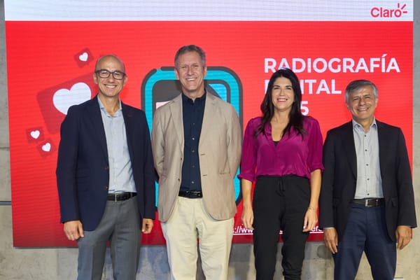 Radiografía Digital Claro 2025: 6 de cada 10 niños comienza a usar dispositivos electrónicos en torno a los 7 años